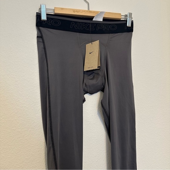 Nike Dri-FIT Pro Tight Gray Black Cropped Fit Athletic Training Size M Men’s - Picture 3 of 8